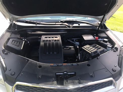 Used 2014 Chevrolet Equinox LT AWD/4WD image 52