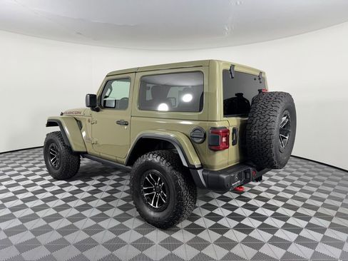 Used 2025 Jeep Wrangler Rubicon image 8