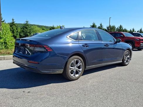 Used 2024 Honda Accord EX image 6