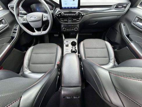 Used 2025 Ford Escape ST-Line FWD image 12