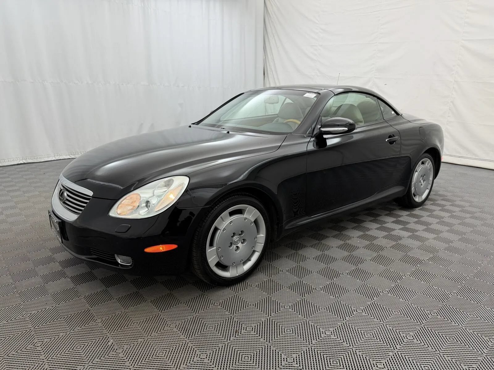 Used 2002 Lexus SC 430 Convertible RWD image 8
