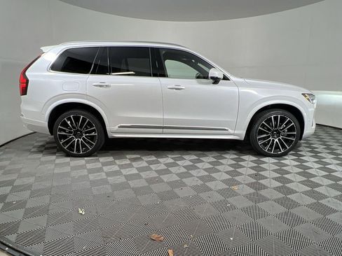 New 2026 Volvo XC90 B6 Ultra w/ Lounge Package image 9