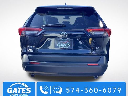 Used 2024 Toyota RAV4 LE image 7