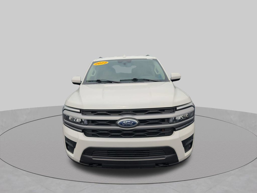 Used 2022 Ford Expedition XLT AWD/4WD image 30