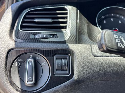 Used 2016 Volkswagen GTI S FWD image 28