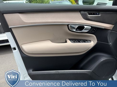 New 2026 Volvo XC90 T8 Plus image 11