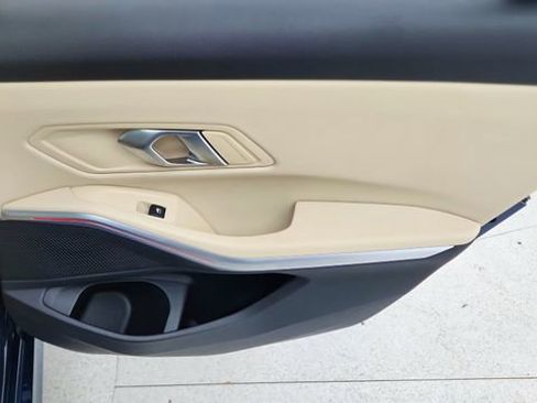 Used 2025 BMW 330i Sedan image 28