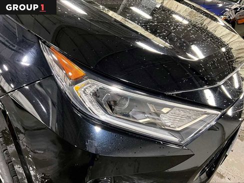 Used 2021 Toyota RAV4 SE AWD/4WD image 28