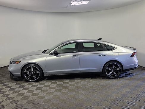 Certified 2025 Honda Accord Sport image 11