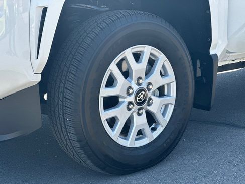 Used 2024 Toyota Tacoma SR5 image 29
