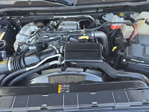 Used 2023 Chevrolet Silverado 2500 High Country w/ Z71 Off-Road Package AWD/4WD image 31