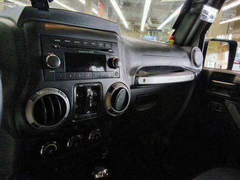 Used 2016 Jeep Wrangler Unlimited Sport w/ Quick Order Package 24S image 20