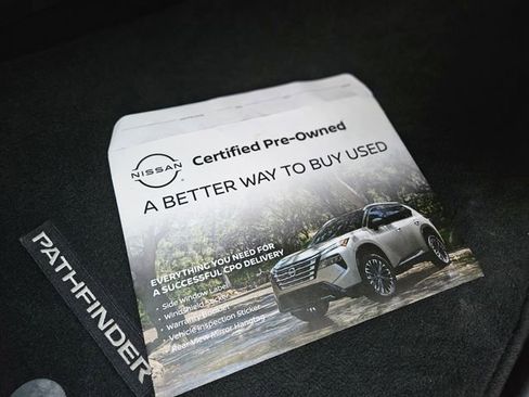 Used 2025 Nissan Pathfinder SV FWD image 15