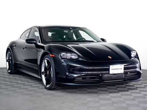 Certified 2022 Porsche Taycan 4S image 7