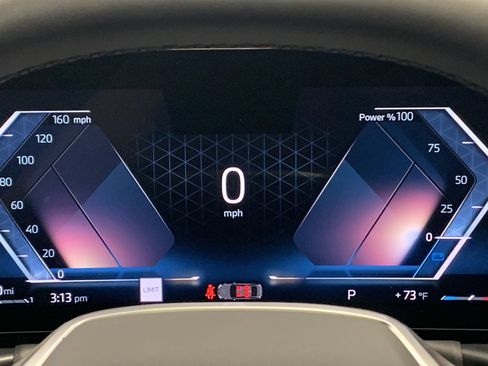 Used 2025 BMW 330i Sedan w/ Convenience Package image 17