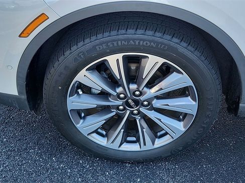 Used 2020 Lincoln Corsair Reserve image 10