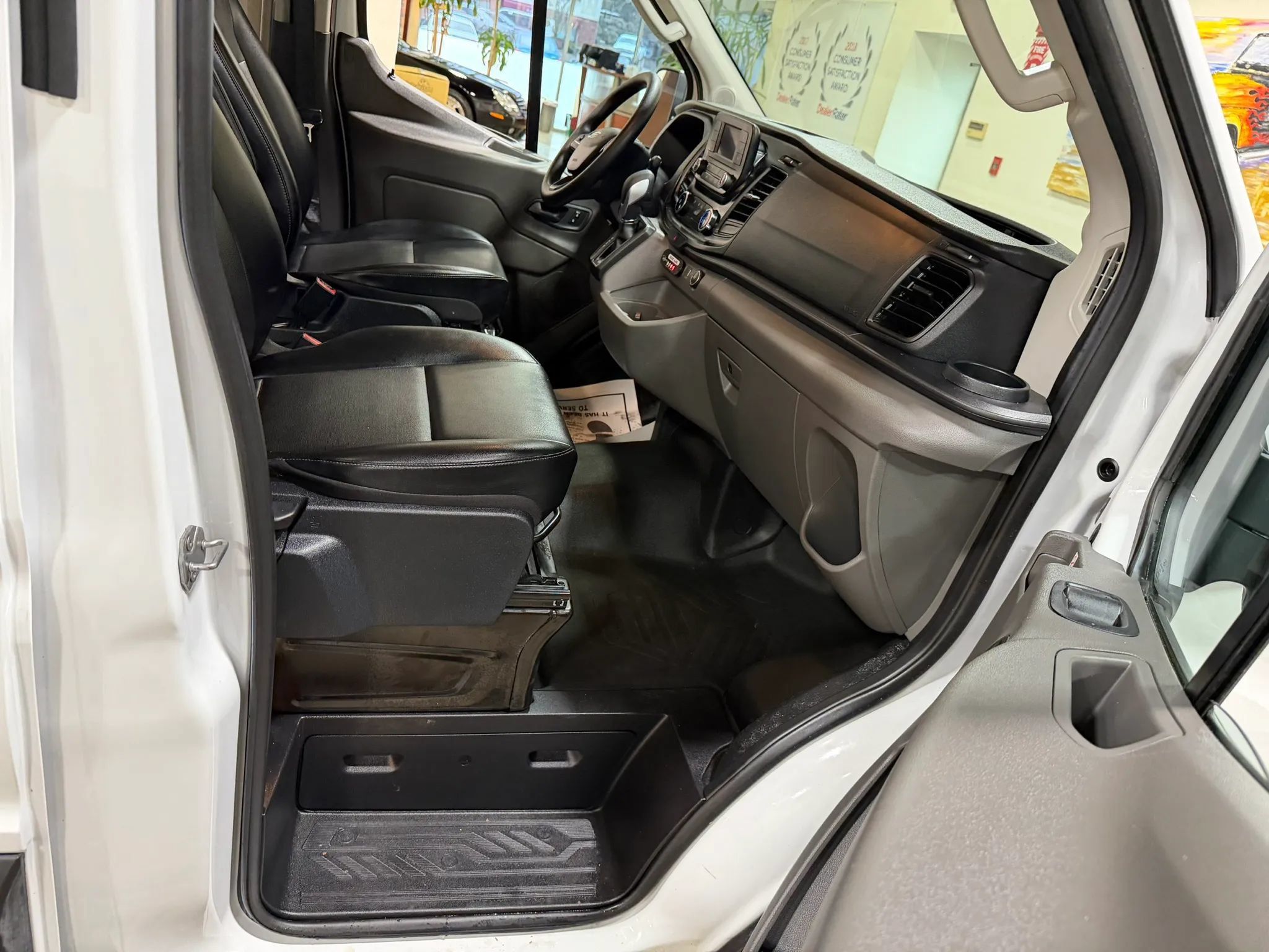 Used 2020 Ford Transit 150 Medium Roof RWD image 30