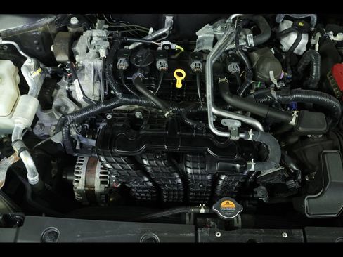 Used 2025 Nissan Altima 2.5 SV FWD image 18