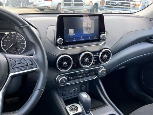 Used 2025 Nissan Sentra SV w/ All-Weather Package image 6