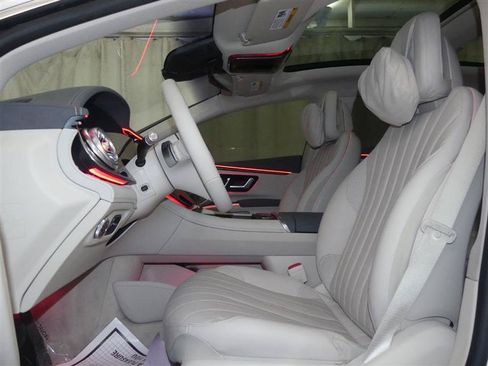Used 2024 Mercedes-Benz EQS 450+ Sedan image 25