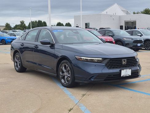 Used 2025 Honda Accord EX-L image 4