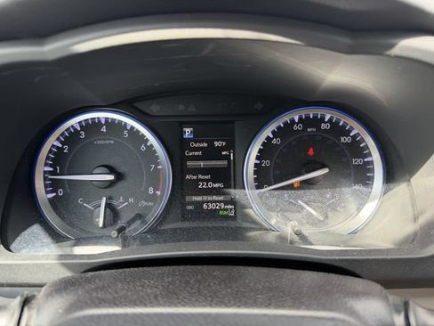Used 2019 Toyota Highlander XLE AWD/4WD image 18