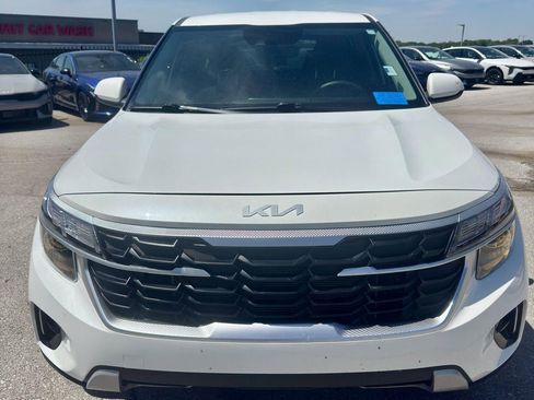 Used 2022 Kia Seltos S FWD image 8