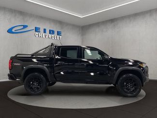 New 2026 Chevrolet Colorado Trail Boss w/ Midnight Edition AWD/4WD video 2