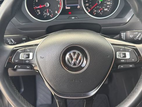 Used 2020 Volkswagen Tiguan SE w/ Panoramic Sunroof Package FWD image 26