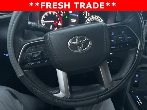 Used 2022 Toyota Tundra Limited image 7