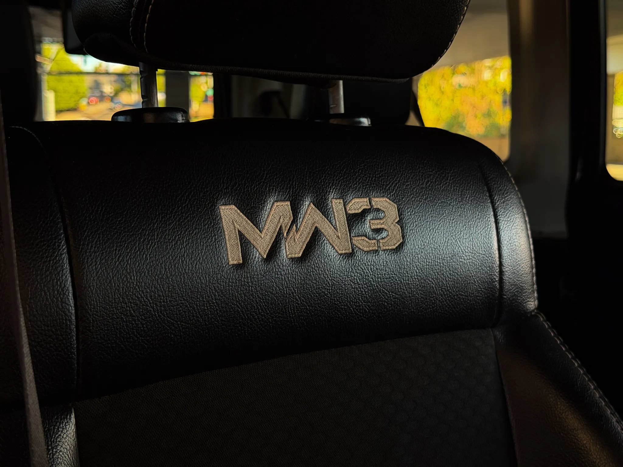 Used 2012 Jeep Wrangler Unlimited Rubicon AWD/4WD image 27