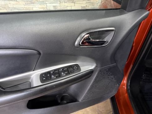 Used 2013 Dodge Journey SXT w/ Popular Equipment Group FWD image 9