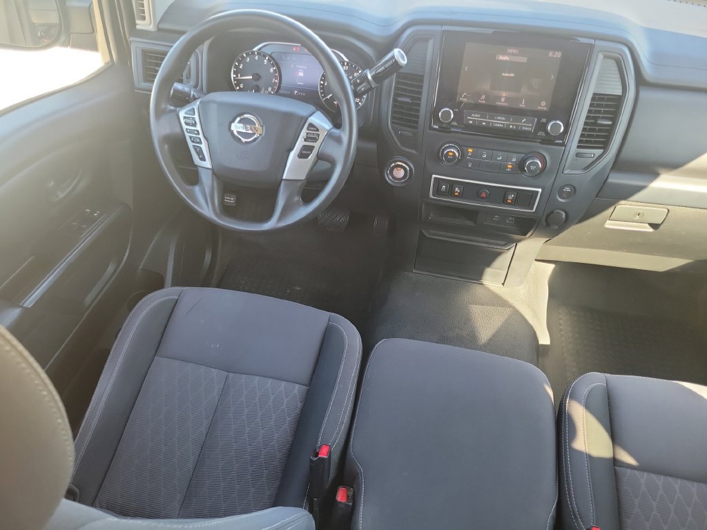 Used 2022 Nissan Titan S RWD image 19