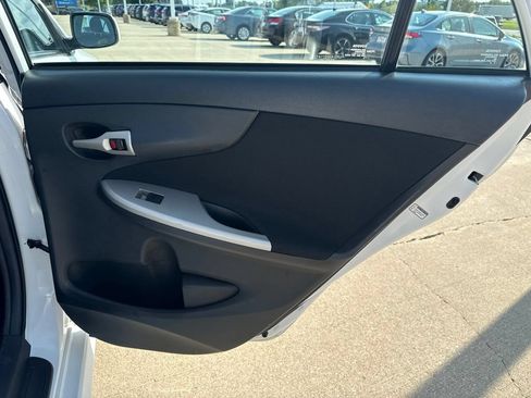 Used 2013 Toyota Corolla S FWD image 18