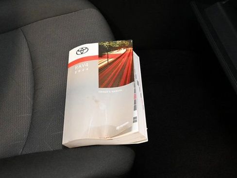 Certified 2024 Toyota RAV4 XLE image 18