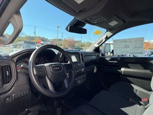 New 2025 GMC Sierra 2500 Pro w/ Convenience Package image 19