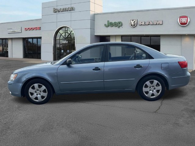 Used 2010 Hyundai Sonata GLS FWD image 4