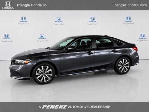 Used 2025 Honda Civic LX image 1