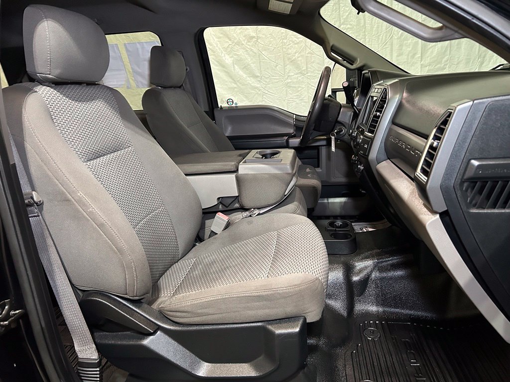 Used 2018 Ford F450 XLT AWD/4WD image 32