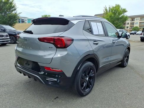 Certified 2024 Buick Encore GX Sport Touring FWD image 31