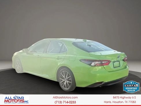 Used 2022 Toyota Camry XLE FWD image 5