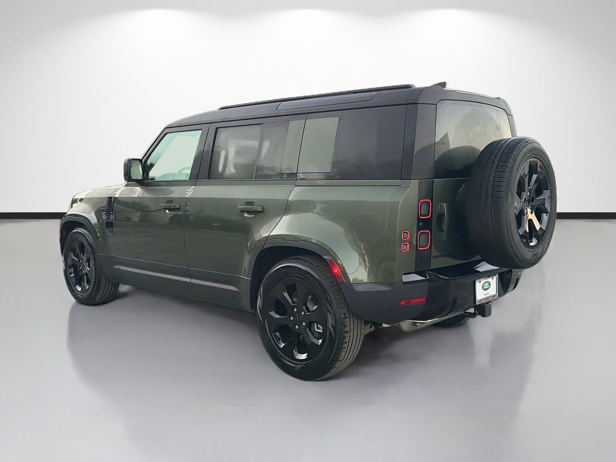 New 2026 Land Rover Defender 110 S AWD/4WD image 3