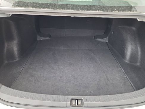 Used 2022 Toyota Corolla LE image 39