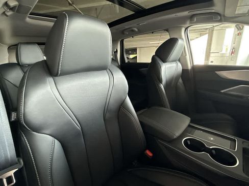 Used 2025 Acura MDX FWD w/ Technology Package image 26