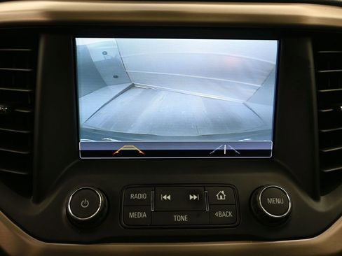 Used 2019 GMC Acadia Denali image 13