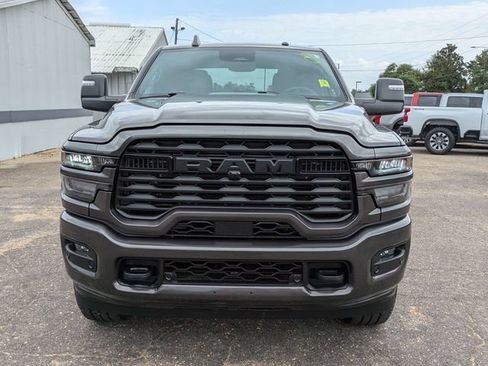 Used 2025 RAM 2500 Big Horn AWD/4WD image 9