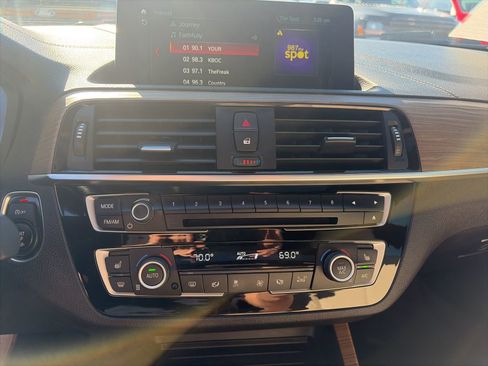 Used 2018 BMW 230i Coupe image 19