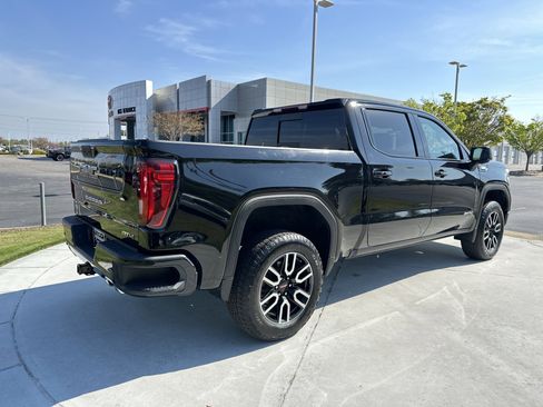 Used 2021 GMC Sierra 1500 AT4 w/ AT4 Value Package image 10
