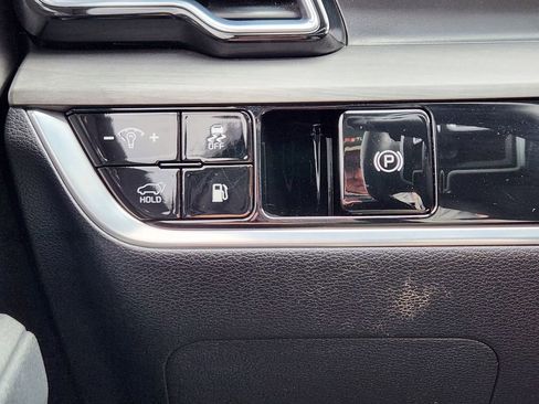 Used 2023 Kia Sportage X-Line image 11