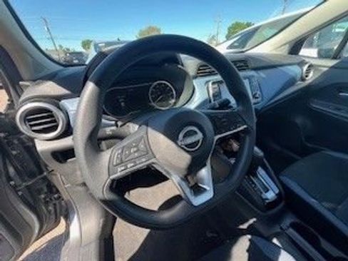 Used 2025 Nissan Versa SV image 21
